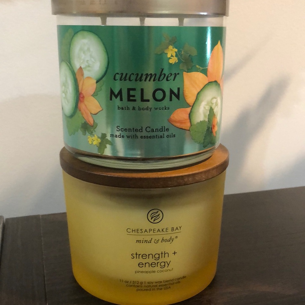 Final: NWT: Bundle of Two candles